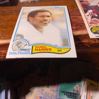 1982 topps Duriel Harris football card 