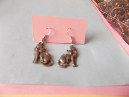 Earrings French Hook 2 pewter cats