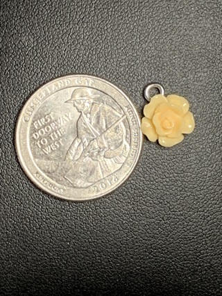 ROSE CHARM~#29~CREAM~1 CHARM ONLY~FREE SHIPPING!