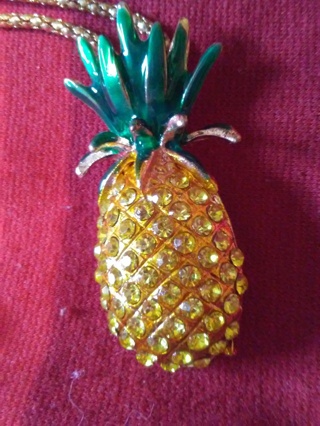 Betsey Johnson new pineapple on chain