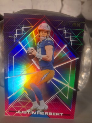 2022 Justin Herbert Recon #18 CHARGERS Foil Holo