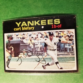 1971 Topps Vintage Baseball Card # 131 - CURT BLEFARY - YANKEES - NRMT+ 