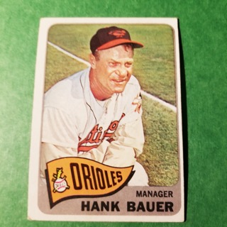 1965 - TOPPS EXMT - NRMT BASEBALL - CARD   NO - 323 - HANK BAUER - ORIOLES