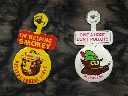 2 Vintage Tin Litho Pins Green Duck Company ~ Smokey Bear & Woodsy Owl 