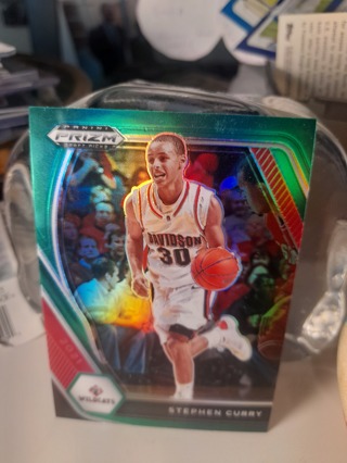 Stephen Curry Prizm Refractor Davidson Wildcats Chrome Replica 2021