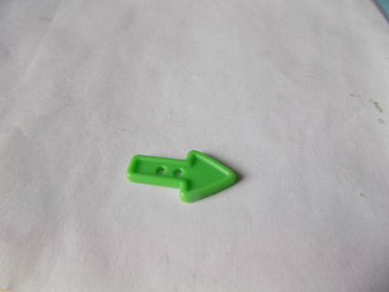 1 inch green arrow plastic button