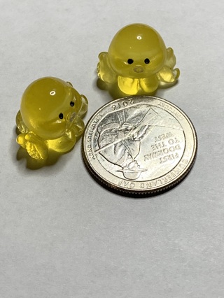 OCTOPUS~#2~YELLOW~SET OF 2~GLOW IN THE DARK~FREE SHIPPING!
