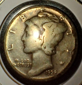 COIN 1928 MERCURY DIME 106 YEARS OLD AND STILL LOOKING PRETTY GOOD SO JUST BUY IT.