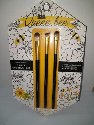 New QUEEN BEE 3 Piece Eye Brush Set Smudge Proof Makeup Set Lot