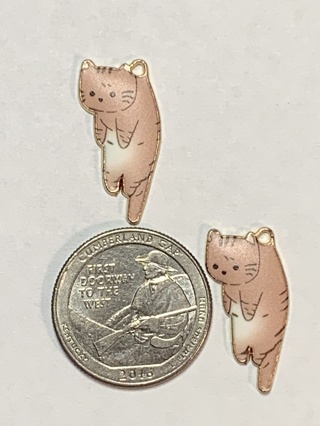 CAT CHARMS~#1~BROWN~HANGING AROUND~SET OF 2 CHARMS~FREE SHIPPING!