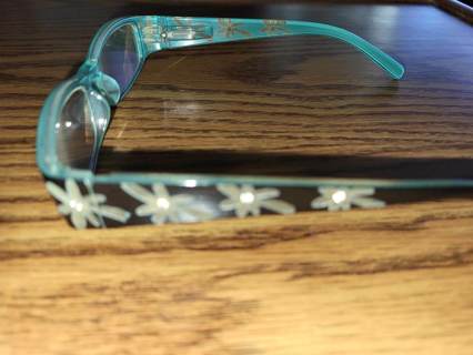 FOSTER GRANT BLINGED READERS 1.50+ EUC - FREE SHIPPING