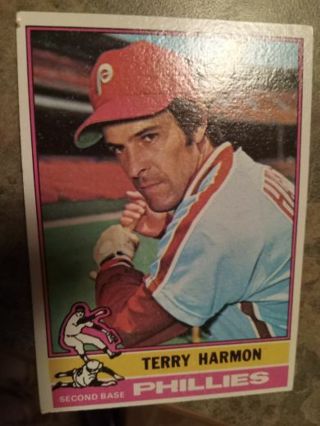 1976 TOPPS TERRY HARMON PHILADELPHIA PHILLIES BASEBALL CARD# 247