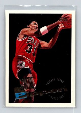 1995-96 Topps Scottie Pippen #45 Basketball Card Chicago Bulls