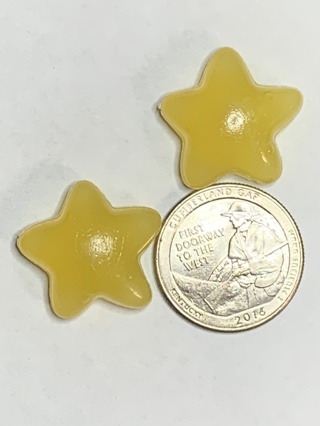 ✨⭐STARS~#2~YELLOW~SET OF 2 STARS~GLOW IN THE DARK~FREE SHIPPING✨⭐