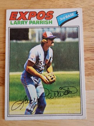 77 Topps Larry Parrish #526