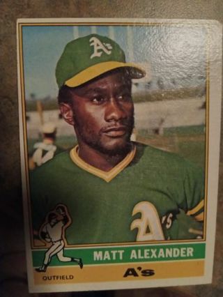 1976 TOPPS MATT ALEXANDER OAKLAND A'S ATHLETICS BASEBALL# 382