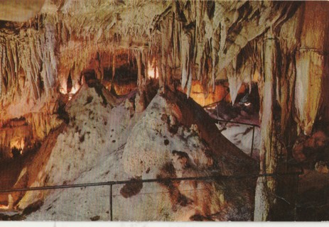 Vintage Unused Postcard: (gin8): Onyx Chamber, Mammouth Cave, KY