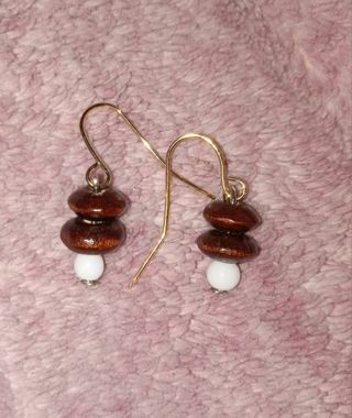 Wood beaded hook earrings nip