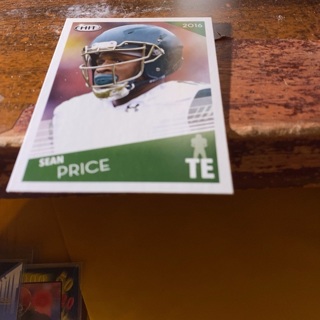 2016 sage hit Sean price football card 