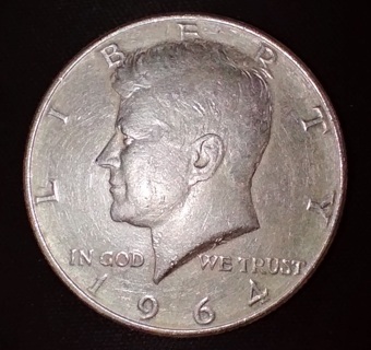 COIN 1964 D KENNEDY HALF DOLLAR 90% SILVER JUST BEAUTIFUL TAKE A LOOK AND BID WOW!