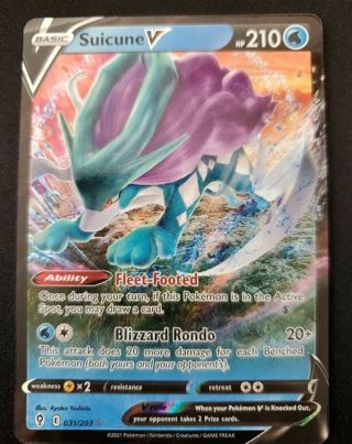 NM Ultra Rare Suicune V SWSH Pokemon card TCG