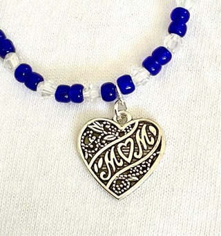 ★★  Beautiful MOM bracelet  ★★  New!! Stretchy blue clear bead bracelet