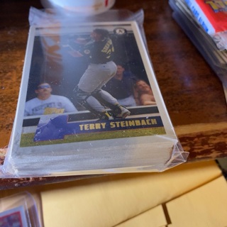 (50) random 1996 topps gold baseball cards 