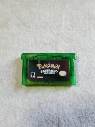 Pokemon emerald version Nintendo gameboy advance GBA repro