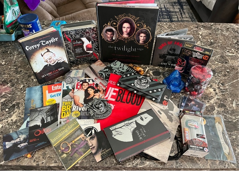 Free: Collectibles lot, TWD,SOA,TWILIGHT, GOT, POP FUNKO & more - Other
