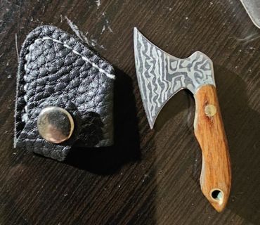 440 Stainless Steel Axe Blade Key Holder