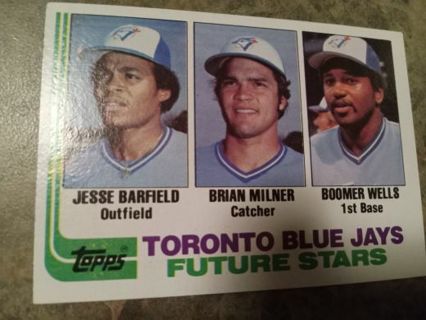 1982 TOPPS TORONTO BLUE JAYS FUTURE STARS BARFIELD/MILNER/WELLS BASEBALL CARD# 203