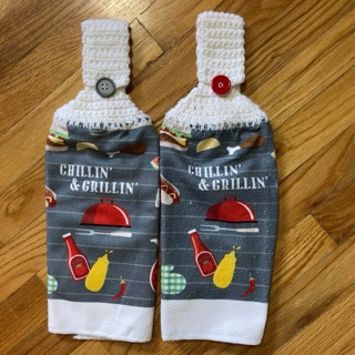 BN Pair of Kitchen Towels .