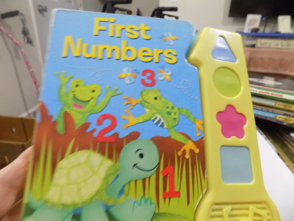 First Numbers Play A Sound hardboard toddlers book talks, plays music, sounds