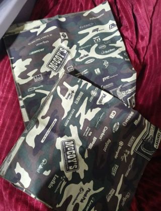 Lot of two bandanas