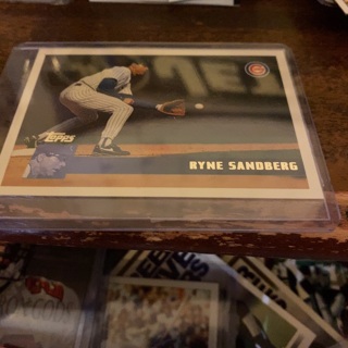 1996 topps gold ryne sandberg baseball card 