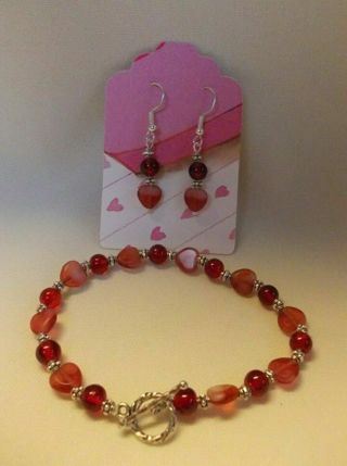 HEARTS Set Glass Beaded Bracelet & Earrings NEW Handmade