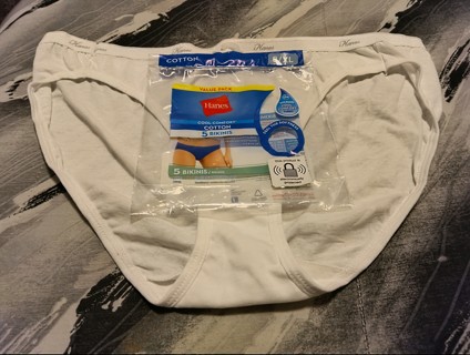 1 New Women's Hanes White Pantie - Size 8 XL 