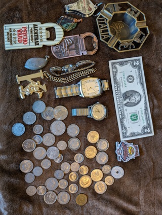 lot of collectible items Kenneth Cole watch $2 crisp banknote foreign coins watches etc