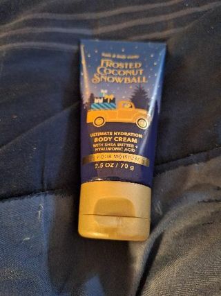 BBW frosted coconut snowball body cream