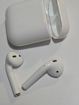 Apple Air Pods 2nd generation wireless earbuds