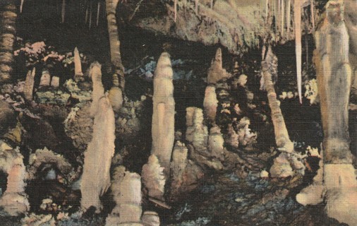 Vintage Used Postcard: e: 1953 Cave of the Winds, Manitou Springs, CO