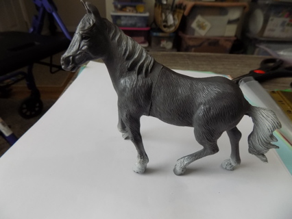 hard rubber gray horse 4 1/2 tall and 6 inch wide