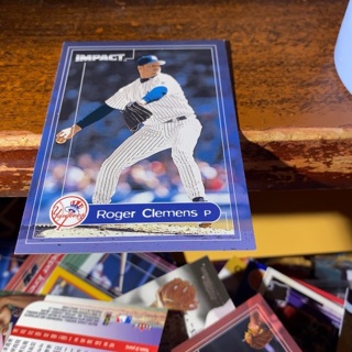 2000 fleer skybox impact Roger Clemens baseball card 