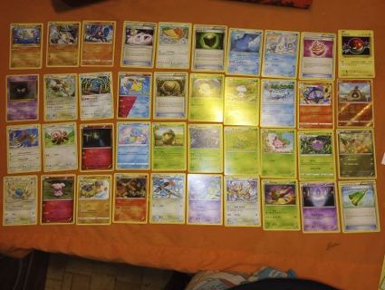 50 RANDOM POKEMON CARDS #93