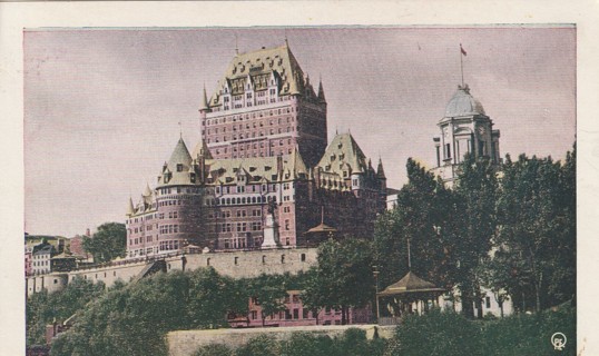 Vintage Used Postcard: gin: Canada