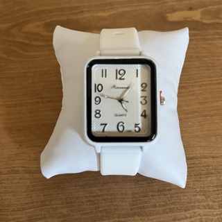 Brand New Women's White Rectangle Soft Silicone Analog Watch 