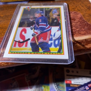 1990 bowman brian leetch hockey card 