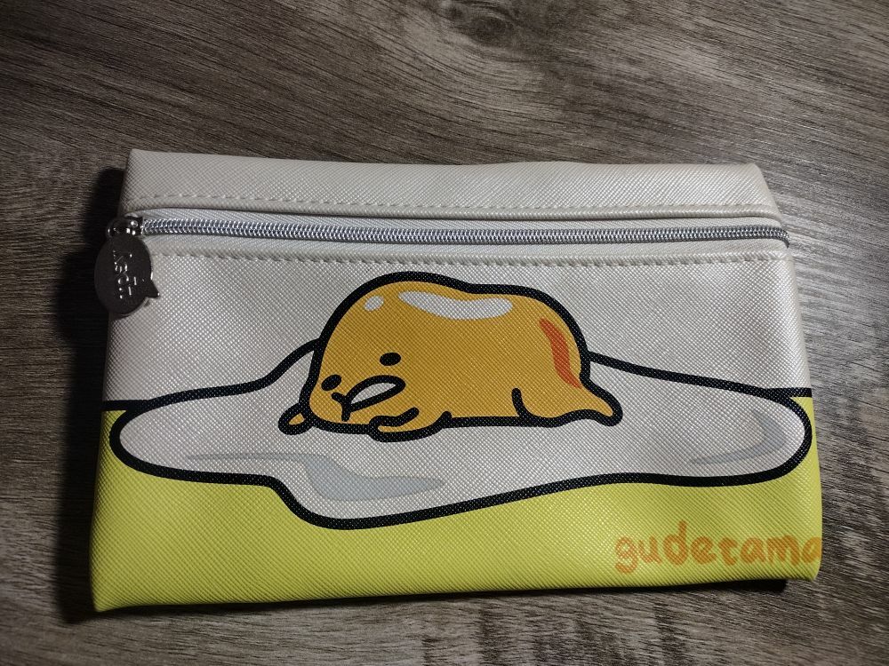 FREE: °° Makeup Bag°°Read Description