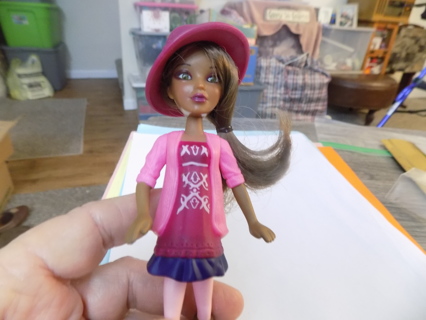 5 inch Bratz doll purple hat, brown hair pink cardigand, red dress & boots