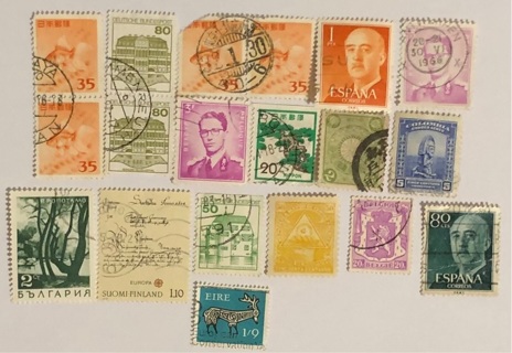 Small pack of stamps 